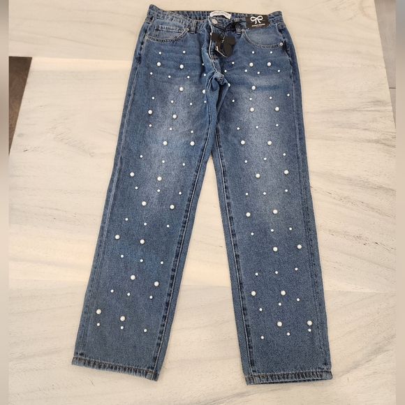 Ashley Mason Premium Woman's 7/28 Boyfriend Jeans with Pearl Embellished - Picture 2 of 10